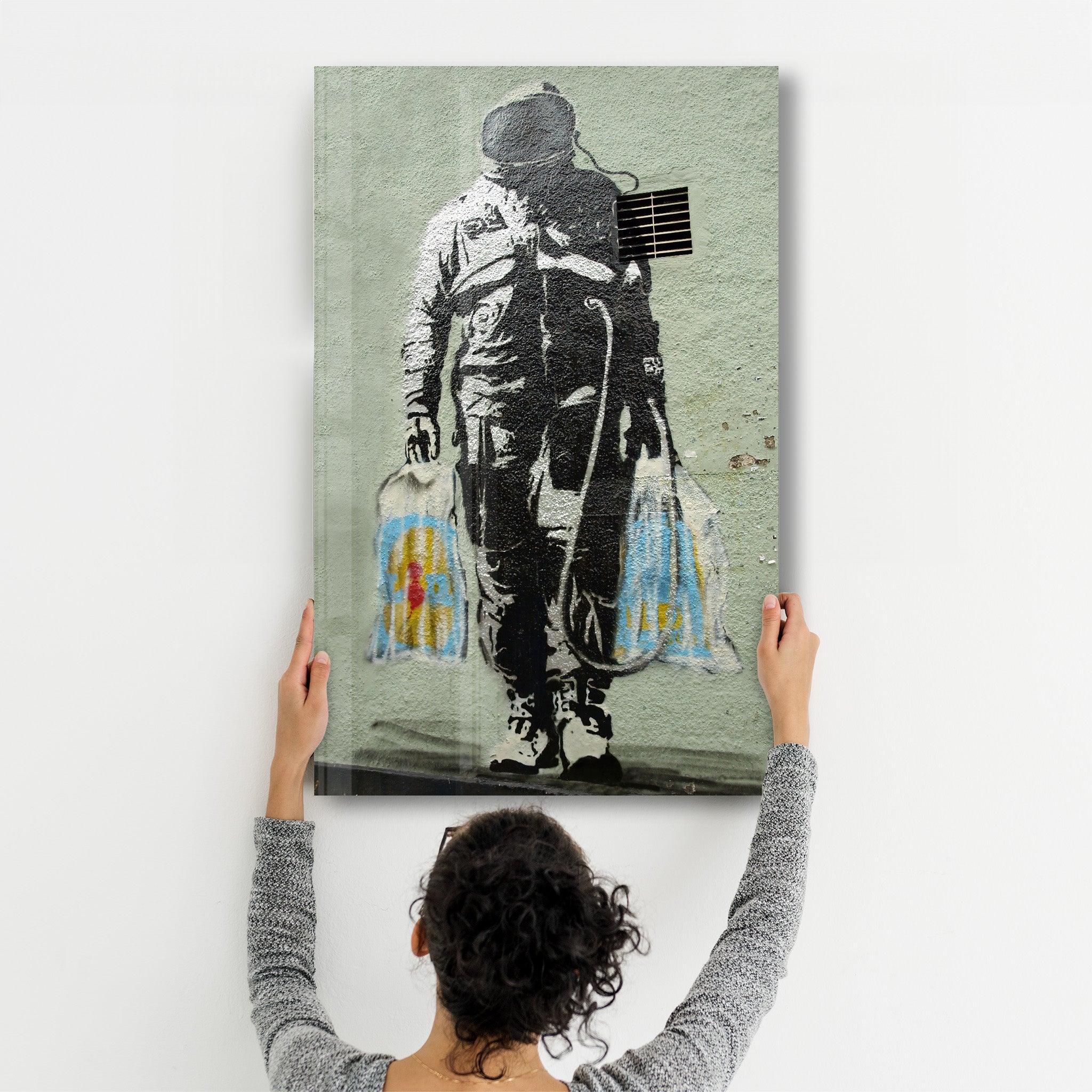 Banksy - Shopper Spaceman | Glass Wall Art - Artdesigna