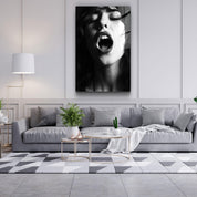 Scream | Designers Collection Glass Wall Art - Artdesigna