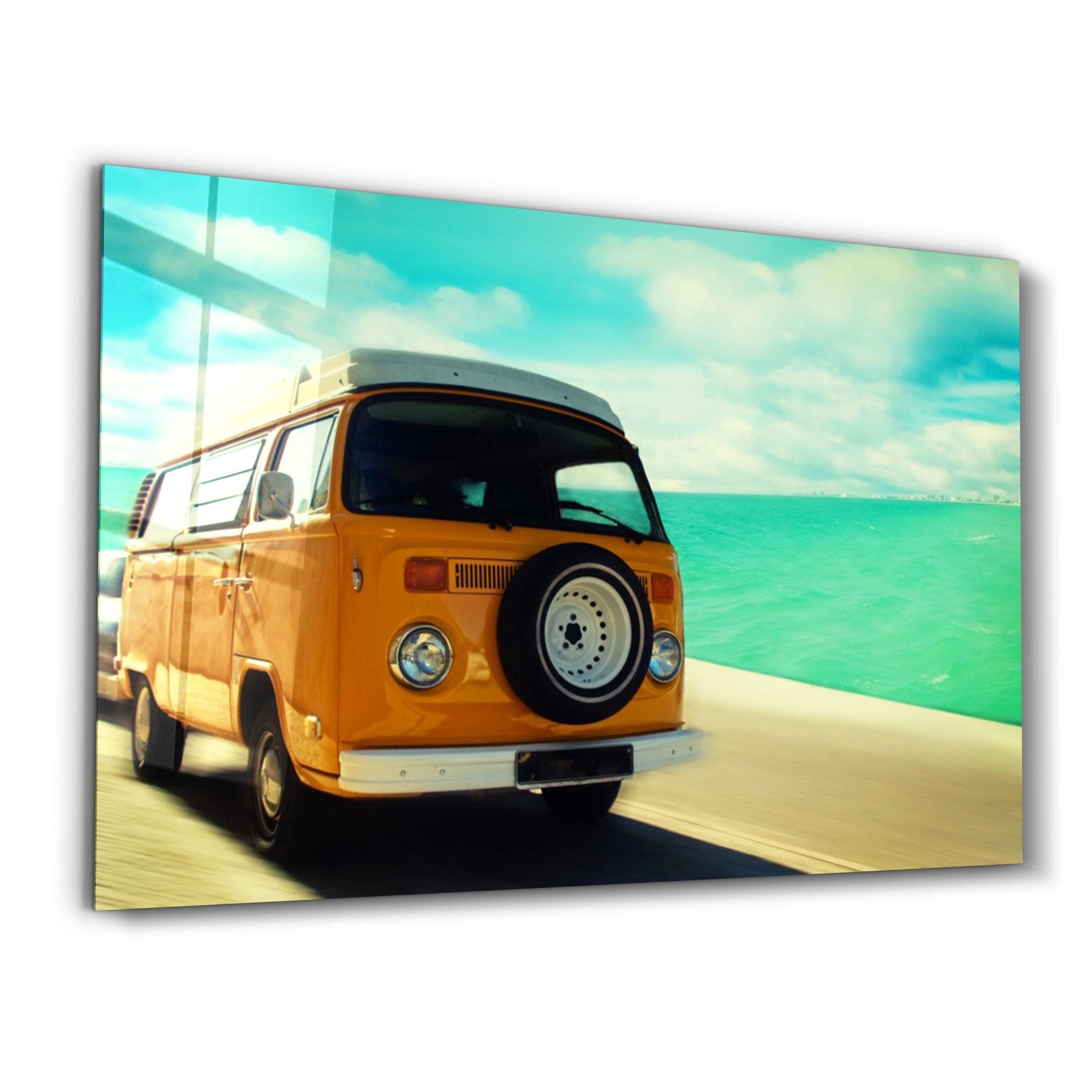 VW Minibus | Glass Wall Art - Artdesigna