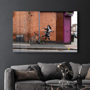 Banksy - Hula Hoop | Glass Wall Art - Artdesigna