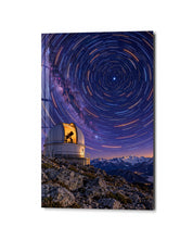 Glass wall art featuring domes and star circles in glass by Artdesigna, with intricate designs and a modern aesthetic.